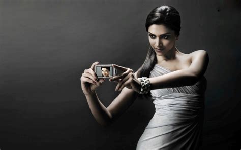 naked deepika|The sultry Deepika Padukone has gone nude in her sexiest shoot。